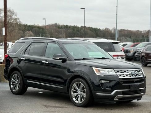 Used 2018 Ford Explorer Limited w/ Equipment Group 301A image 40