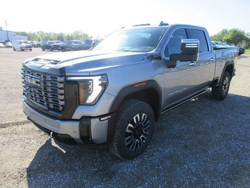New 2026 GMC Sierra 3500 Denali Ultimate AWD/4WD image 11