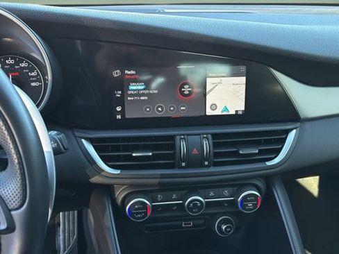 Used 2023 Alfa Romeo Giulia Veloce image 10