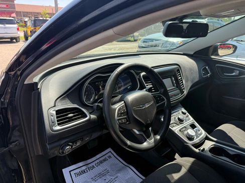 Used 2015 Chrysler 200 Limited w/ Convenience Group image 12