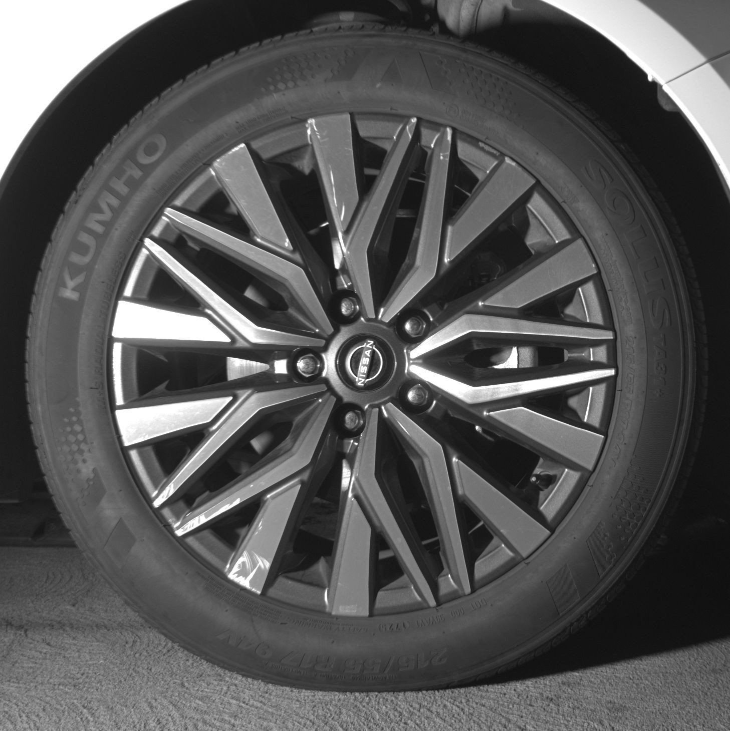 Used 2025 Nissan Altima 2.5 SV FWD image 21