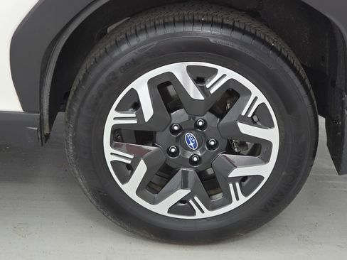 Used 2025 Subaru Forester Premium w/ Convenience Package #1 AWD/4WD image 34