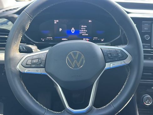Used 2024 Volkswagen Taos S FWD image 13