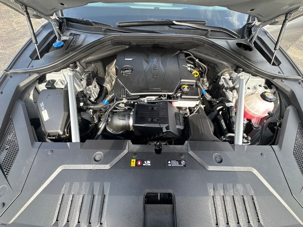 Used 2025 Genesis GV70 2.5T AWD/4WD image 40