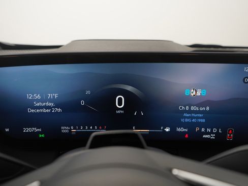 Used 2025 Buick Enclave Avenir image 31