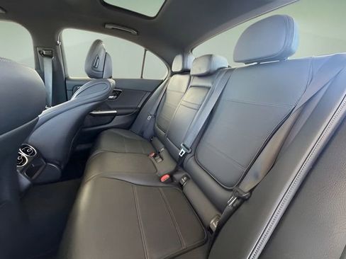 Used 2025 Mercedes-Benz C 300 Sedan image 30