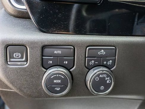 Used 2024 Chevrolet Silverado 1500 LT AWD/4WD image 21