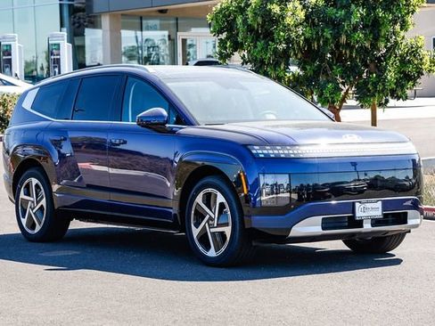 New 2026 Hyundai Ioniq 9 Limited AWD/4WD image 6