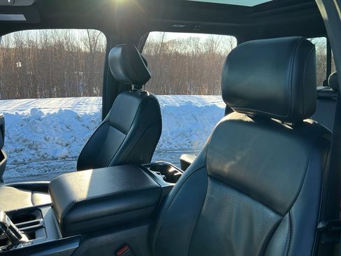 Used 2021 Ford F150 Lariat w/ Equipment Group 502A High image 20