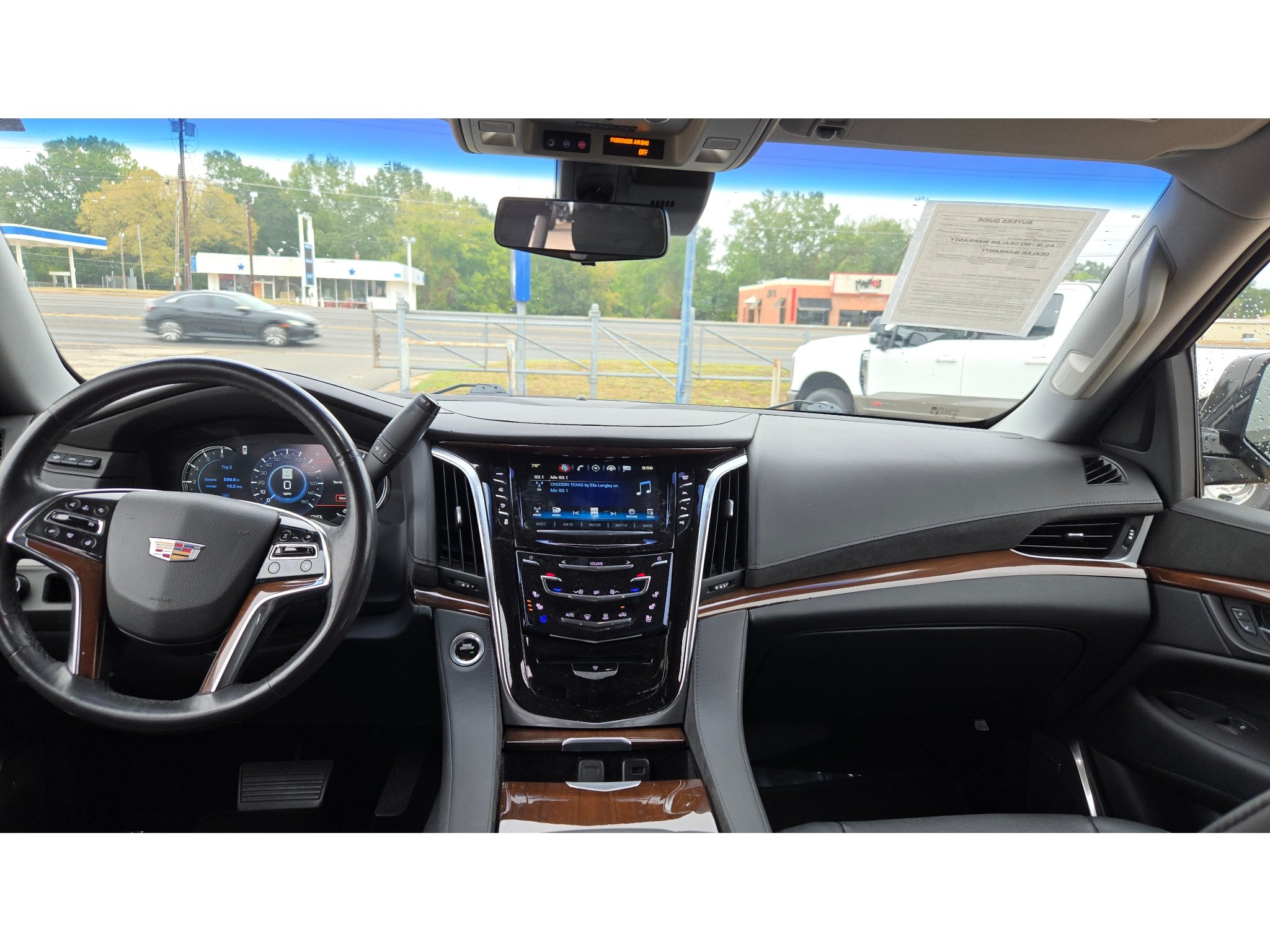 Used 2019 Cadillac Escalade Premium Luxury RWD image 20