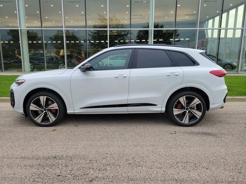 New 2026 Audi SQ5 Premium Plus AWD/4WD image 29
