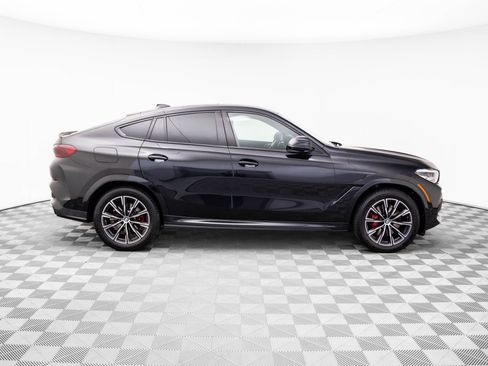 Used 2023 BMW X6 xDrive40i w/ M Sport Package image 6