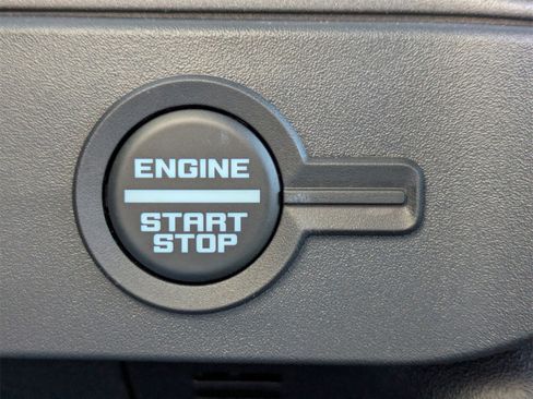 New 2025 Ford Bronco 4-Door image 31