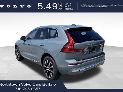 Used 2023 Volvo XC60 B5 Plus w/ Climate Package AWD/4WD image 3
