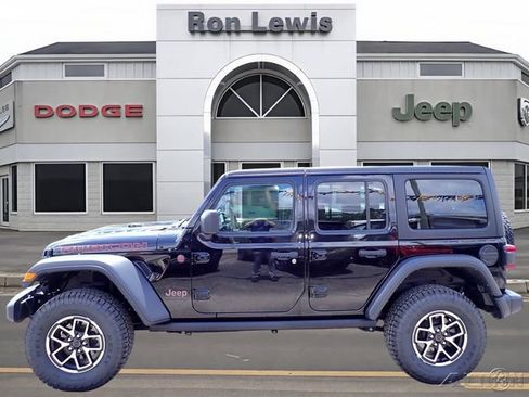 Used 2024 Jeep Wrangler Unlimited Rubicon AWD/4WD image 1