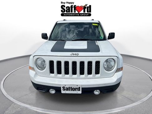 Used 2016 Jeep Patriot Sport w/ Power Value Group FWD image 4