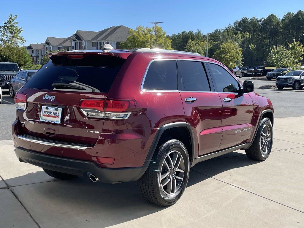 Used 2020 Jeep Grand Cherokee Limited AWD/4WD image 5