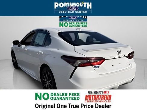 Used 2024 Toyota Camry SE image 26