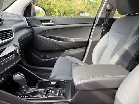Used 2019 Hyundai Tucson SE image 23