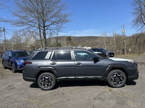 New 2026 Subaru Outback Touring AWD/4WD image 9