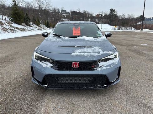 Used 2024 Honda Civic Type R image 7