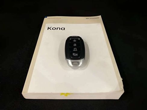 Used 2022 Hyundai Kona SEL FWD image 16