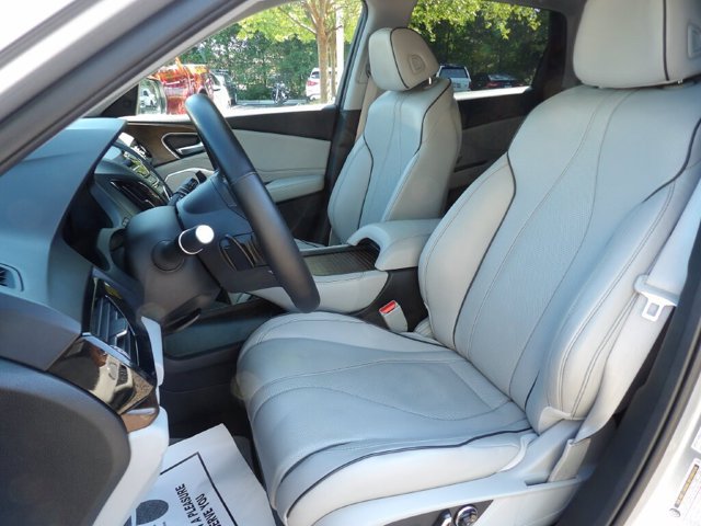 Used 2019 Acura RDX w/ Advance Package AWD/4WD image 11