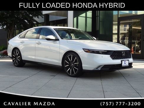 Used 2024 Honda Accord Touring image 1