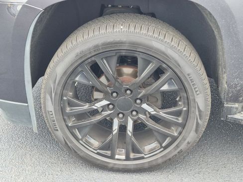 Used 2018 Cadillac Escalade ESV Luxury RWD image 10