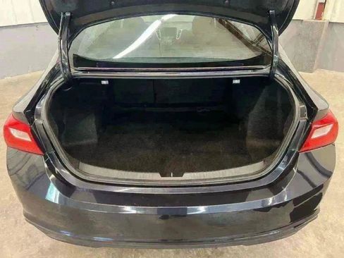 Used 2023 Chevrolet Malibu LT image 33