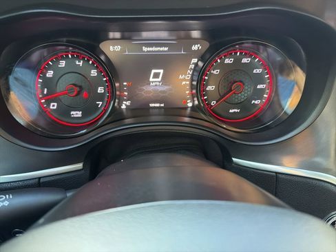 Used 2019 Dodge Charger SXT w/ Blacktop Package RWD image 29