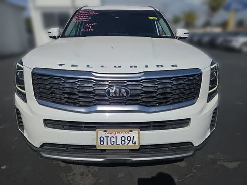 Used 2021 Kia Telluride S AWD/4WD image 3