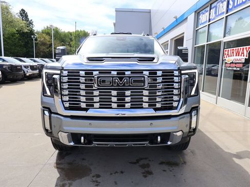 New 2026 GMC Sierra 2500 Denali w/ Denali Reserve Package AWD/4WD image 5