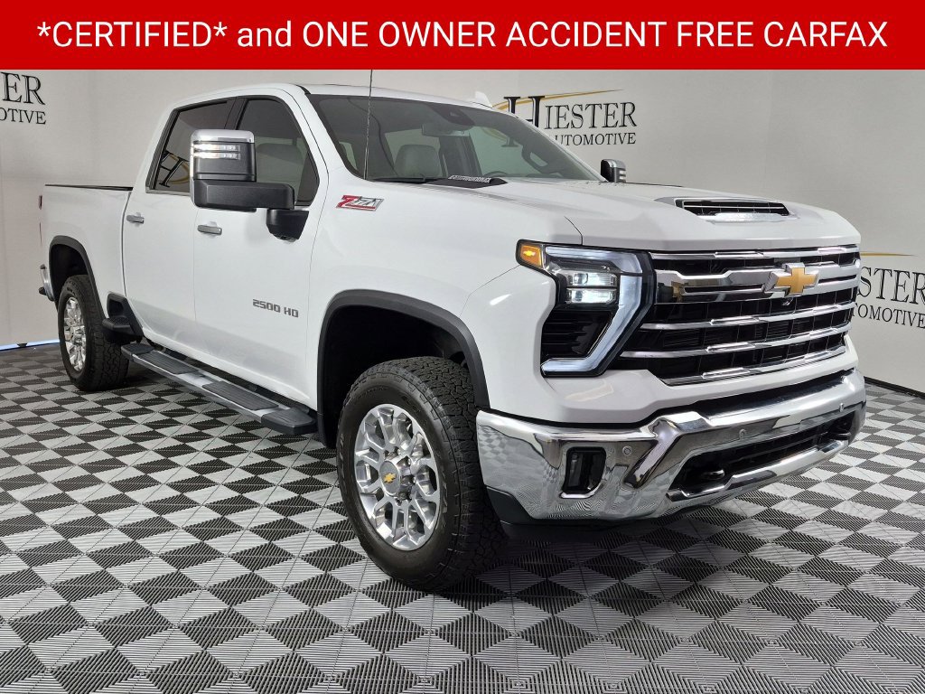 Used 2025 Chevrolet Silverado 2500 LTZ w/ LTZ Plus Package AWD/4WD image 3