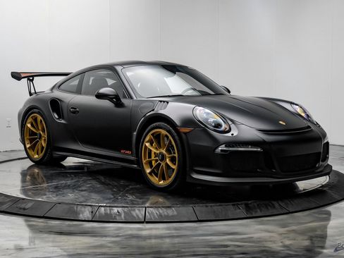 Used 2016 Porsche 911 GT3 RS image 19