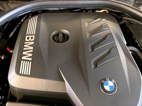 New 2026 BMW 330i xDrive Sedan w/ M Sport Package AWD/4WD image 17