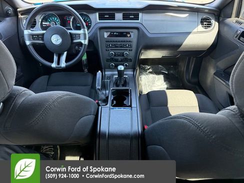 Used 2014 Ford Mustang GT RWD image 12