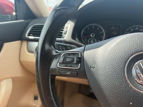 Used 2015 Volkswagen Passat 1.8T FWD image 21