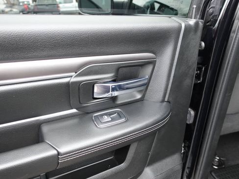 Used 2023 RAM 1500 Warlock AWD/4WD image 21
