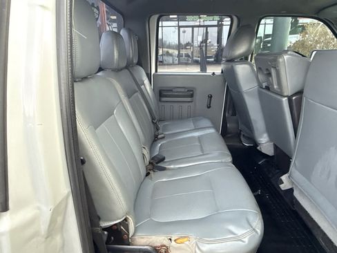 Used 2013 Ford F550 2WD Crew Cab Super Duty w/ Payload Upgrade Pkg image 20