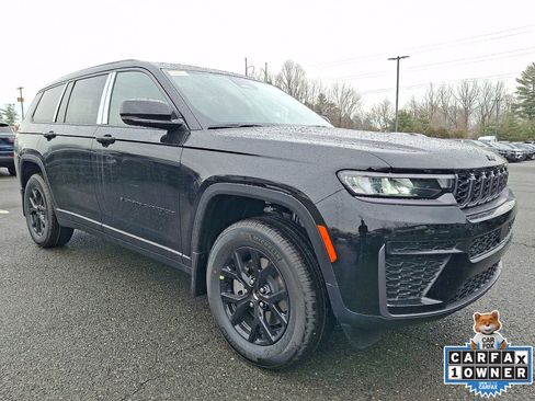 New 2026 Jeep Grand Cherokee L 4WD image 2