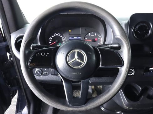 Used 2019 Mercedes-Benz Sprinter 170 image 11