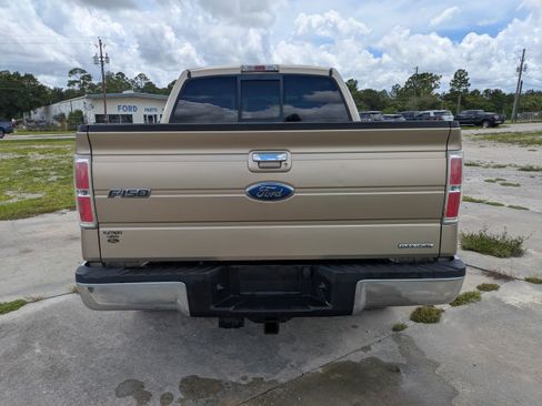 Used 2011 Ford F150 Lariat w/ Lariat Chrome Pkg RWD image 5