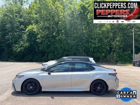 Used 2022 Toyota Camry XSE w/ Cold Weather Package FWD image 3