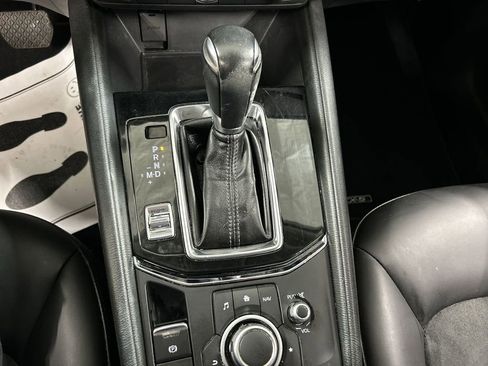 Used 2018 MAZDA CX-5 Touring w/ Preferred Equipment Package image 17