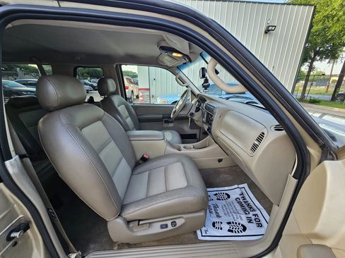 Used 2003 Ford Explorer Sport XLS RWD image 10