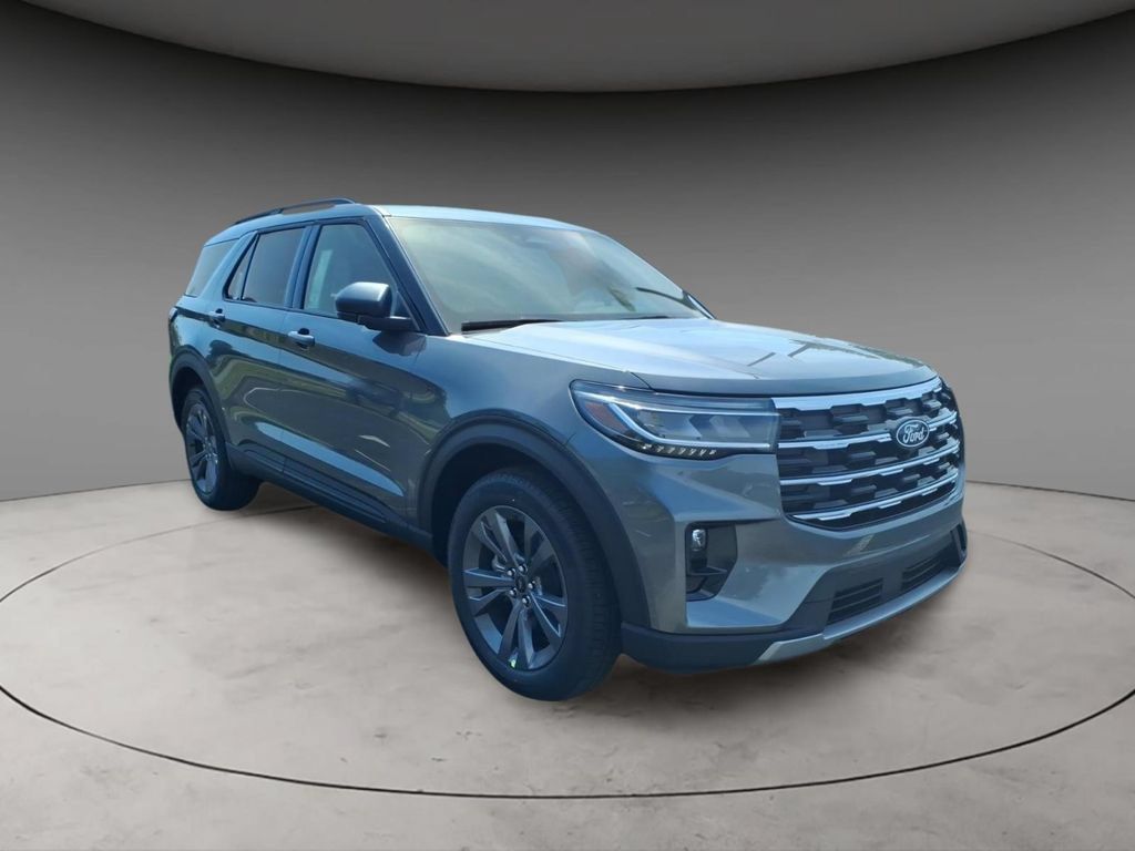 New 2027 Ford Explorer Active w/ Active Comfort Package AWD/4WD image 4