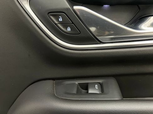 Used 2021 Chevrolet Tahoe LT image 21