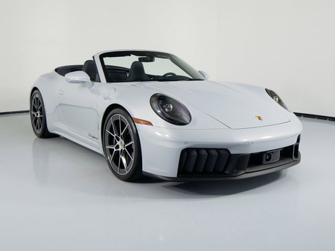 Certified 2026 Porsche 911 GTS image 12