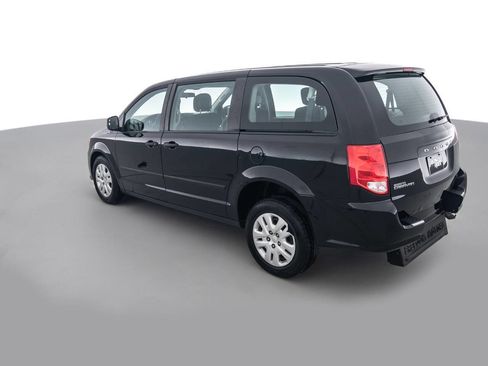 Used 2016 Dodge Grand Caravan American Value Package FWD image 7